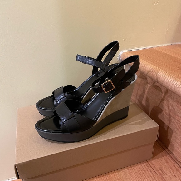 Coke Haan Wedge sandal - Picture 4 of 4